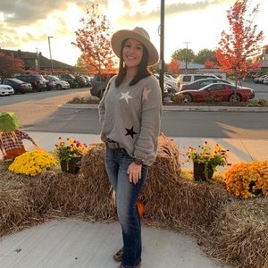 Meet your Posher, Emma